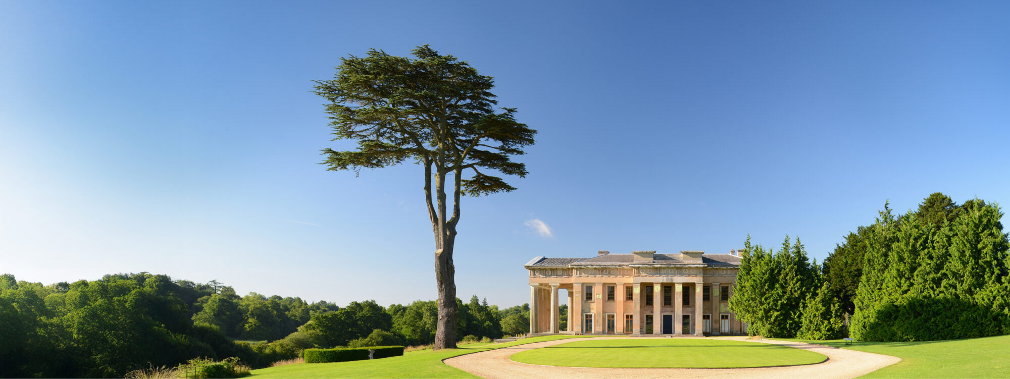 The Best Open-Air Operas And How To Dress For Them  Favourbrook
