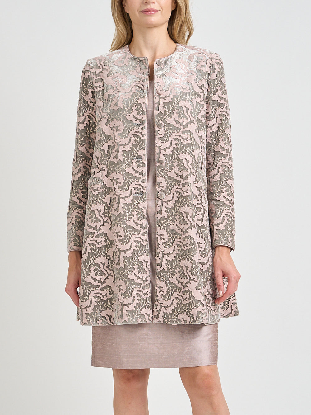 Swing Jacket Platinum Grey Chediston Silk Velvet