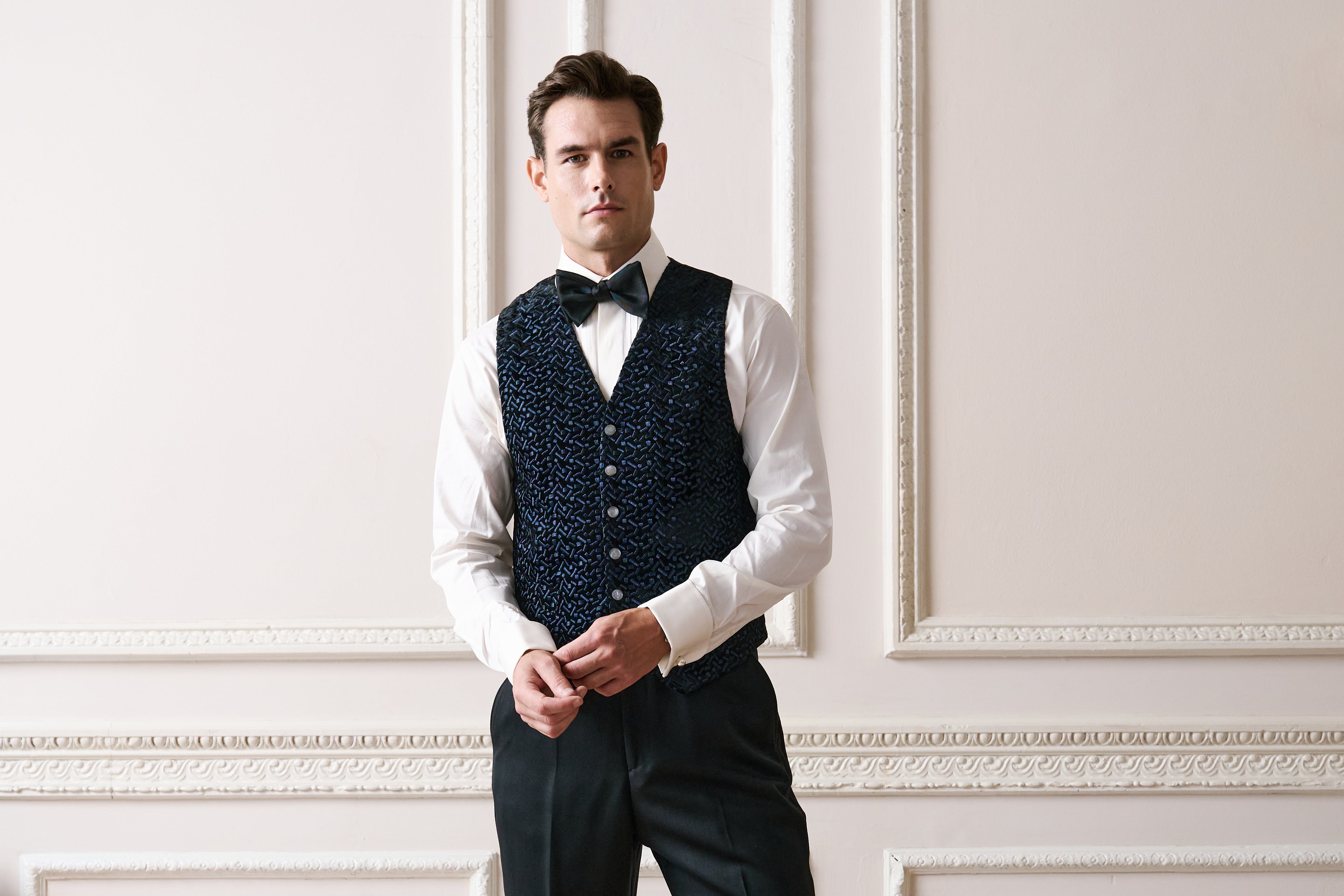 【Gorsch】 WOOLRAYON VELVETYARN WAISTCOAT Men's Winter Wool And Velvet Waistcoats – Favourbrook