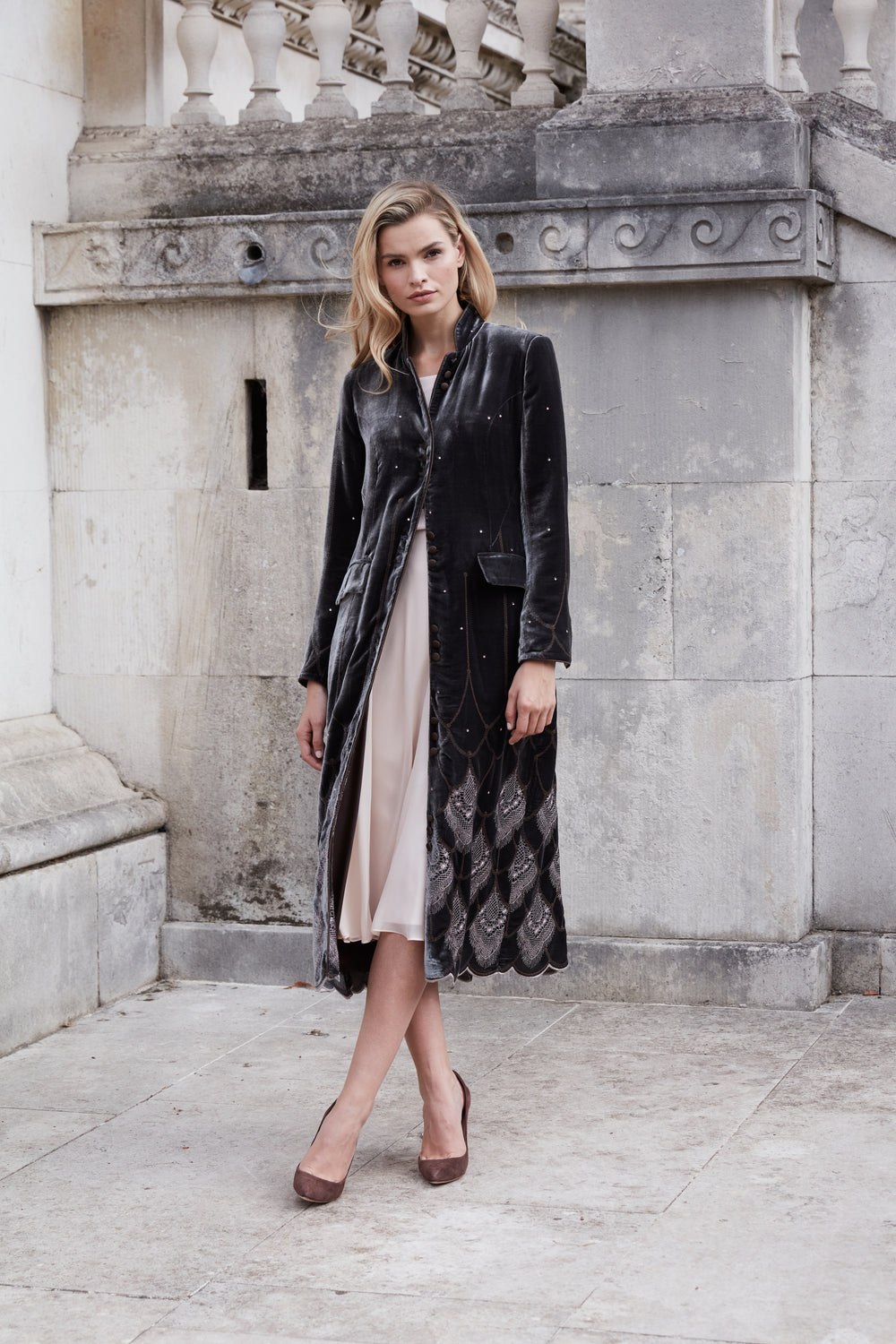 Autumn Winter 22 Womenswear Lookbook Look 2