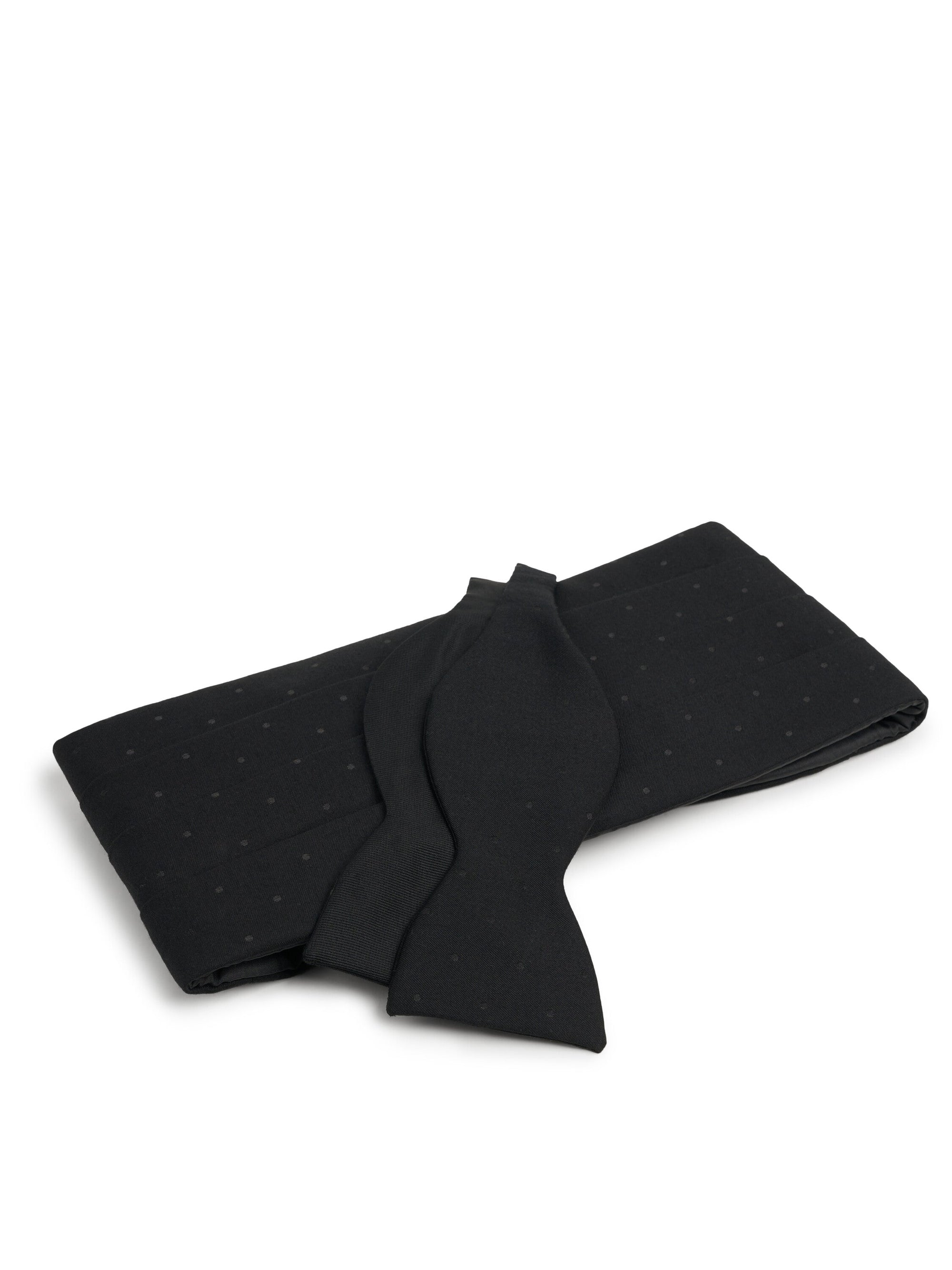 Black Clarendon Wool Pleated Cummerbund &amp; Bow Tie Set — flat