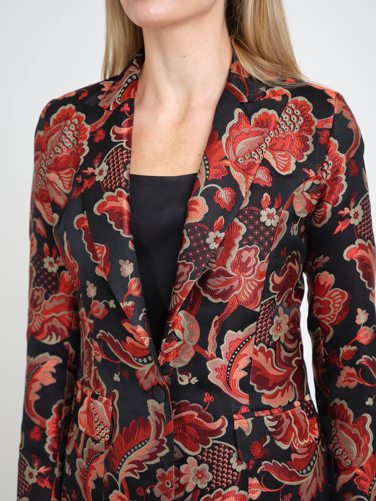 Dinner Jacket Red Black Hogarth Brocade