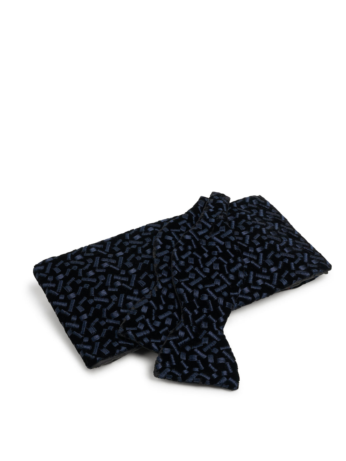 Midnight Black Nene Velvet Flat Cummerbund &amp; Bow Tie Set — flat